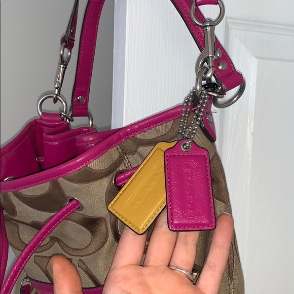 Coach pink hobo bag - Picture 4 of 6